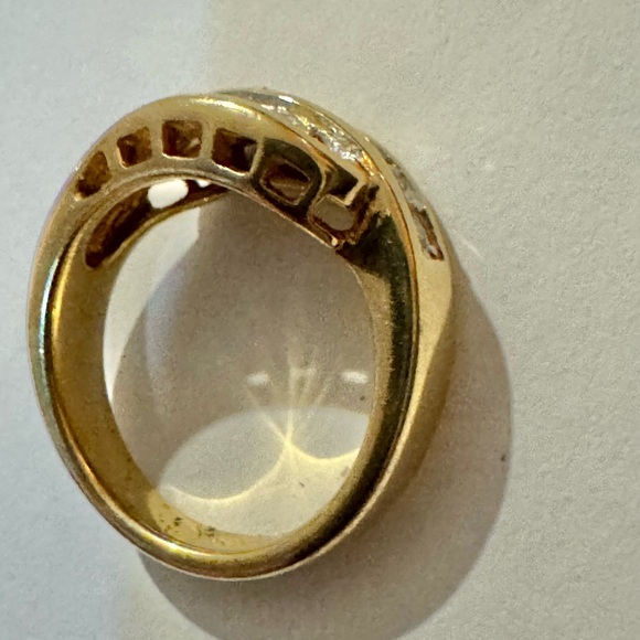 Vintage 18K G.E. SA (Gold Electroplated) Lady's Ring - Picture 7 of 11